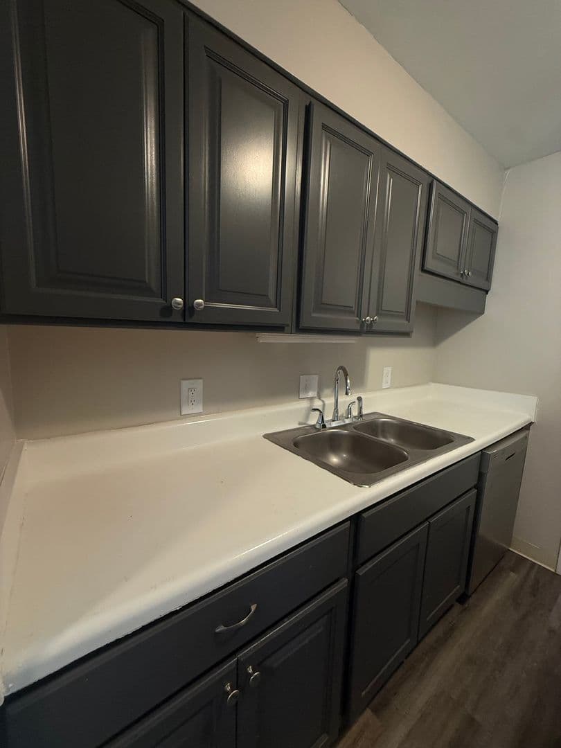 Ridge View Apartments 4 of 11