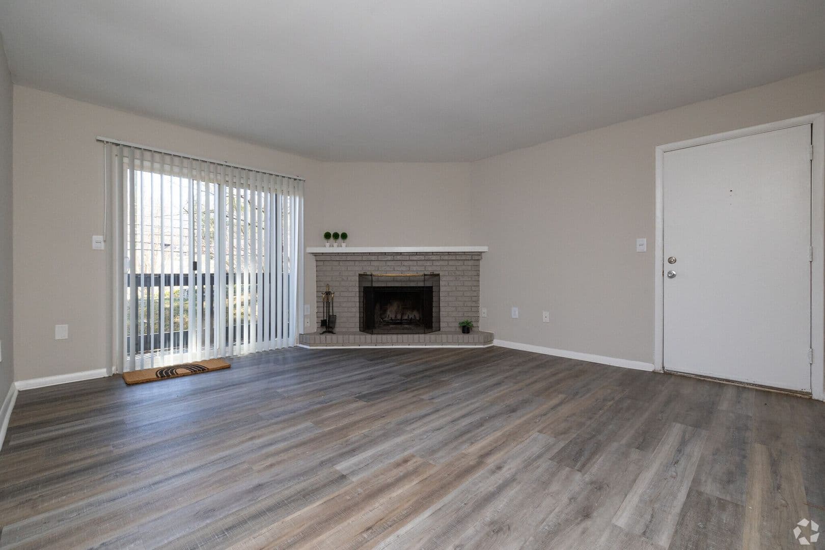 Ridge View Apartments 2 of 9