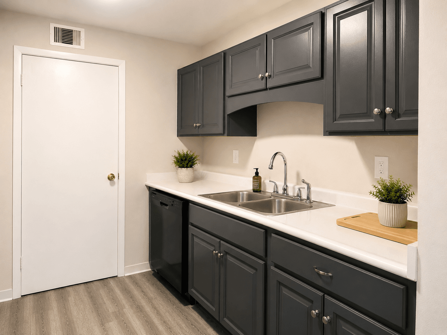 Ridge View Apartments 2 of 9