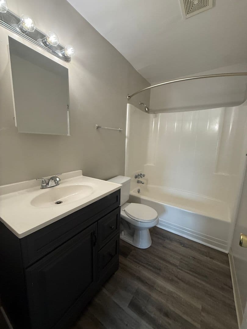 Ridge View Apartments 8 of 11