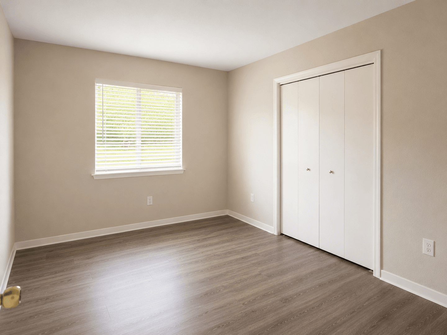 Ridge View Apartments 4 of 6