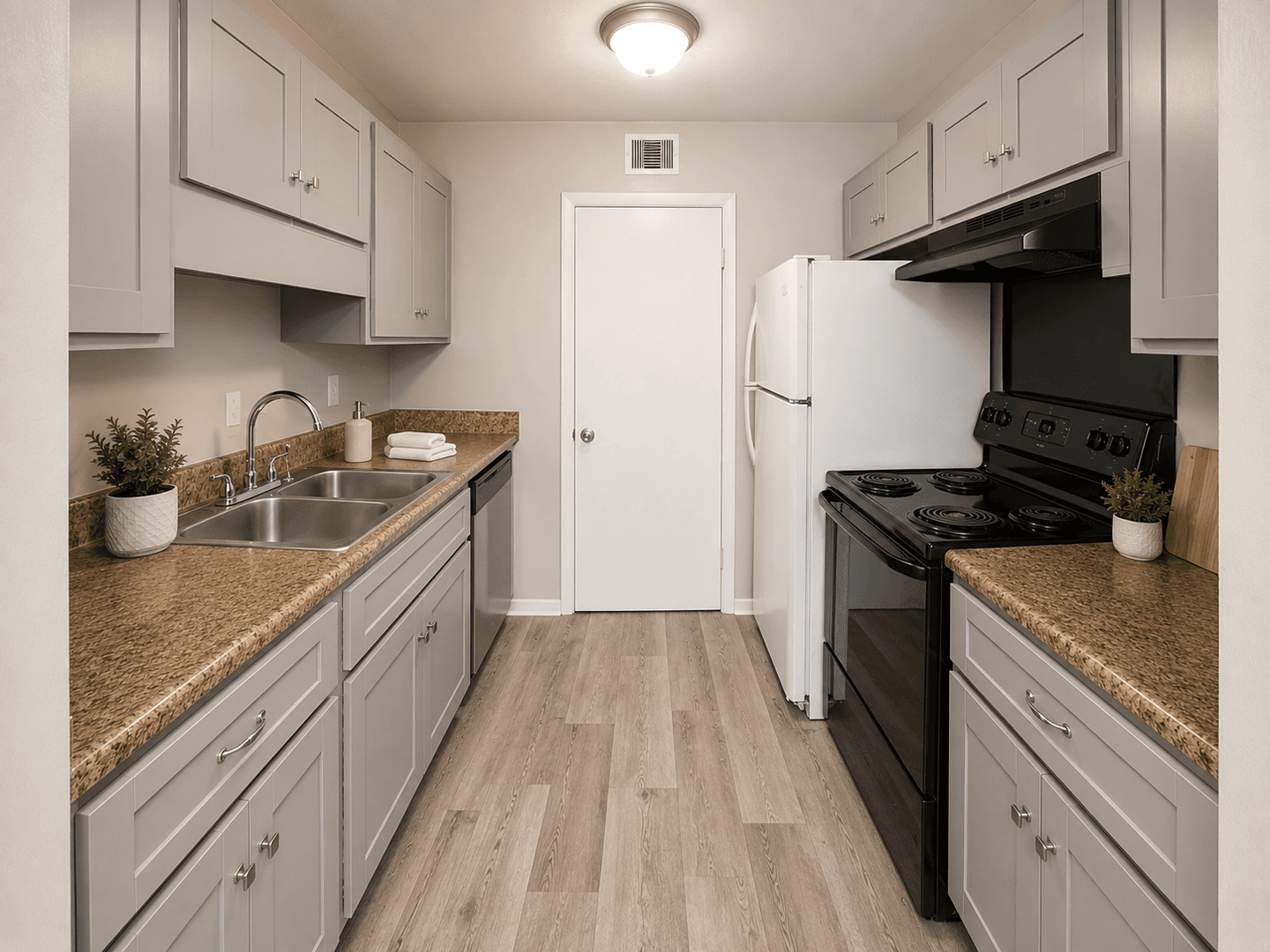 Ridge View Apartments 4 of 9