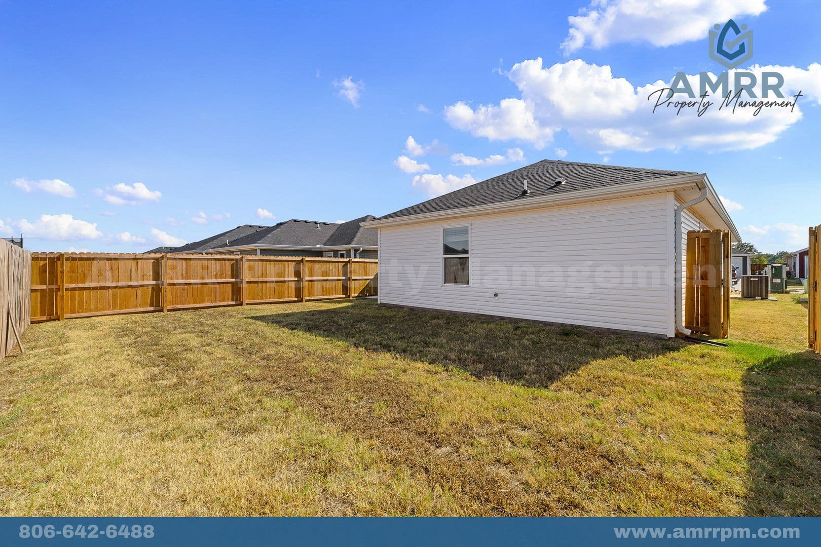 Columbia Crossing - 221 Golden Field Rd 3 of 19