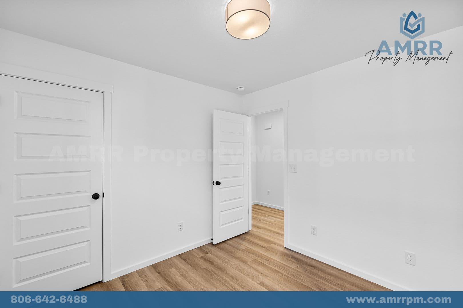Columbia Crossing - 300 Golden Field Rd 14 of 22