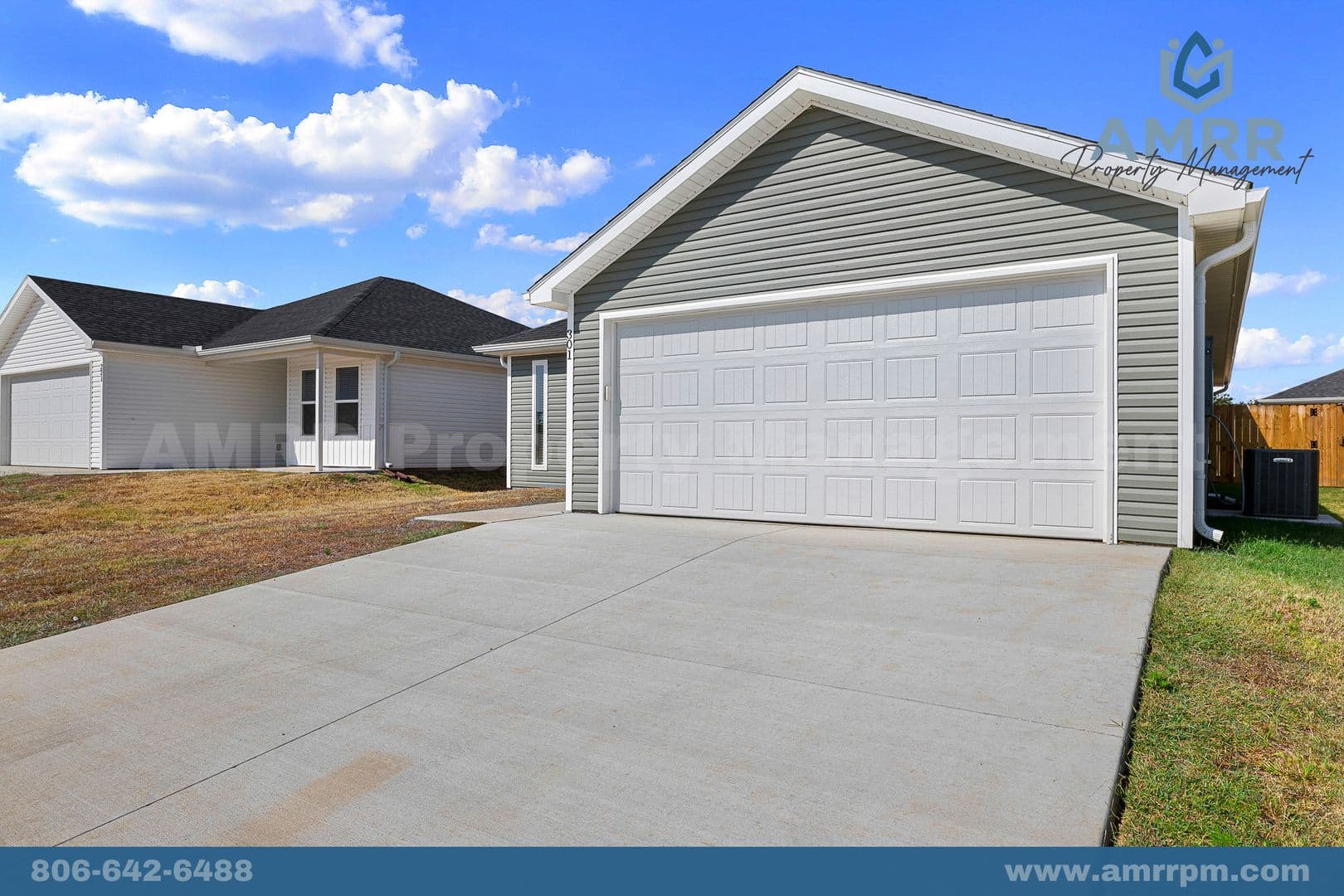 Columbia Crossing - 301 Golden Field Rd 3 of 28