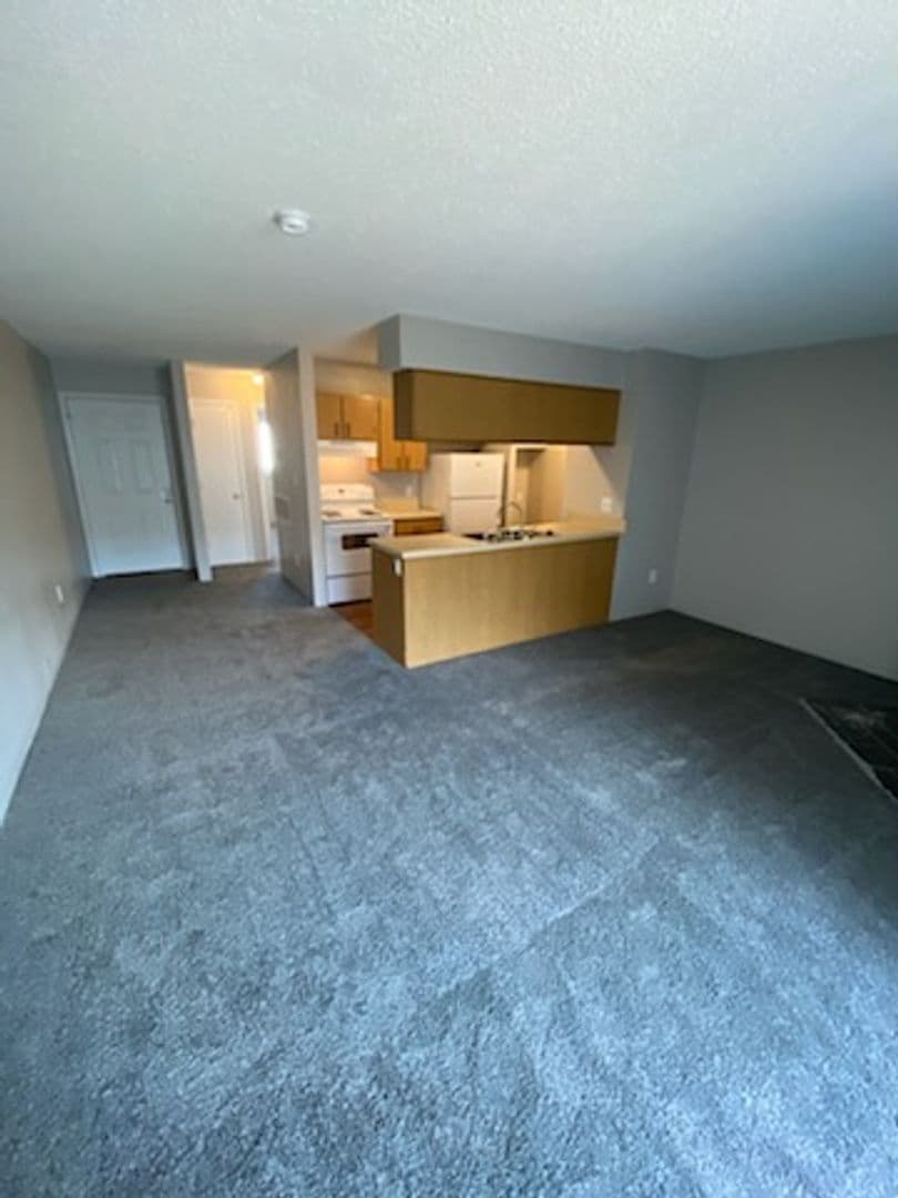 River Walk Apartments 6 of 25