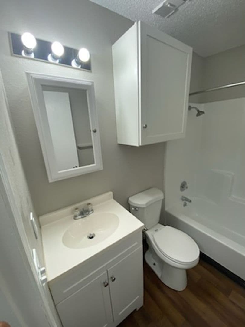 River Walk Apartments 16 of 25