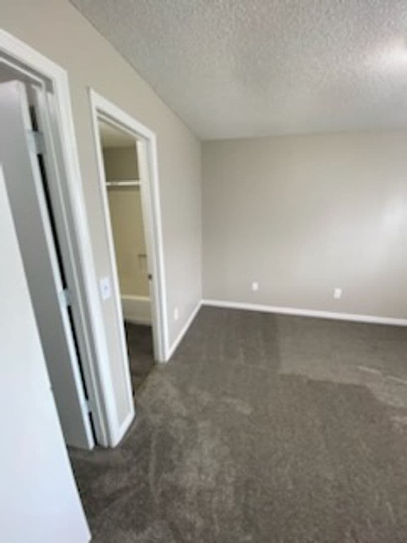 River Walk Apartments 11 of 38