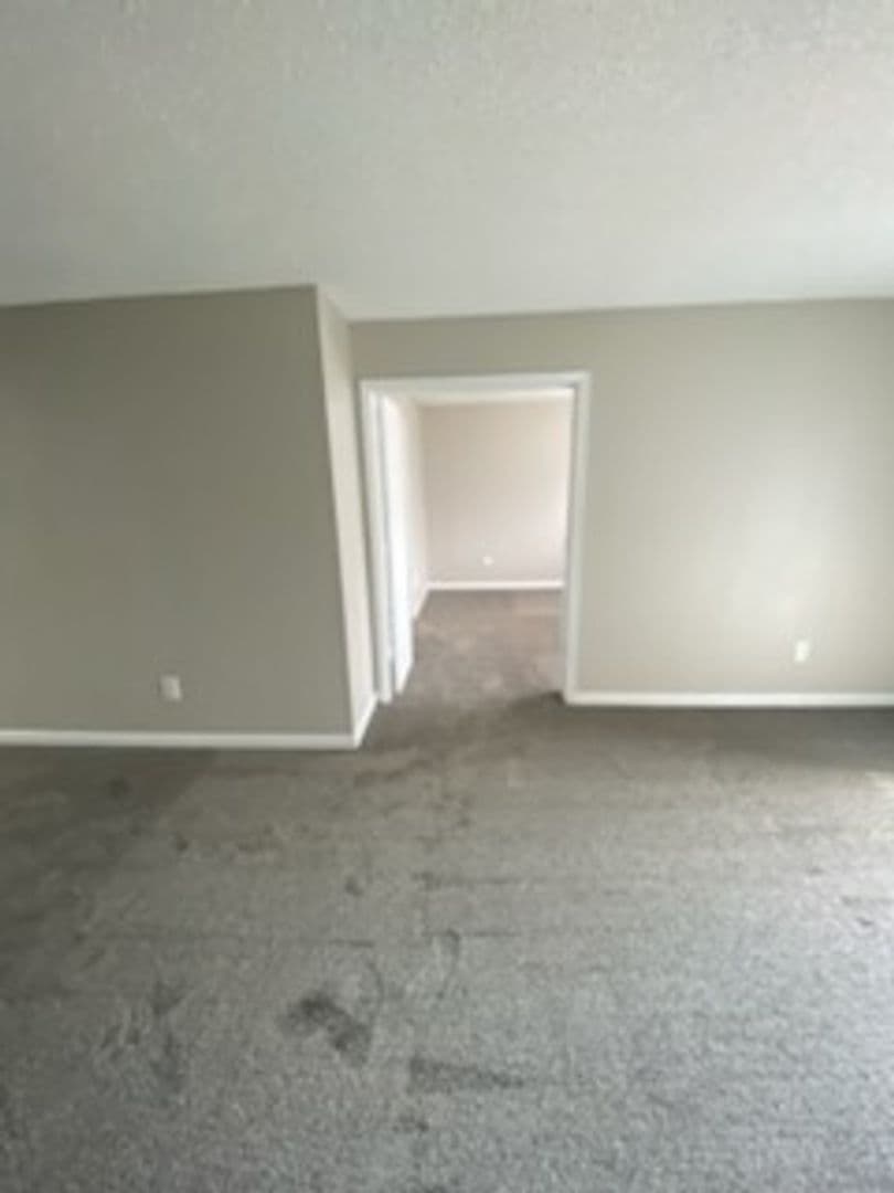 River Walk Apartments 4 of 38