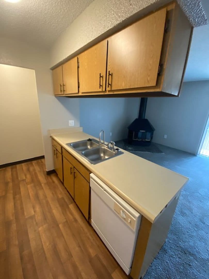 River Walk Apartments 12 of 25