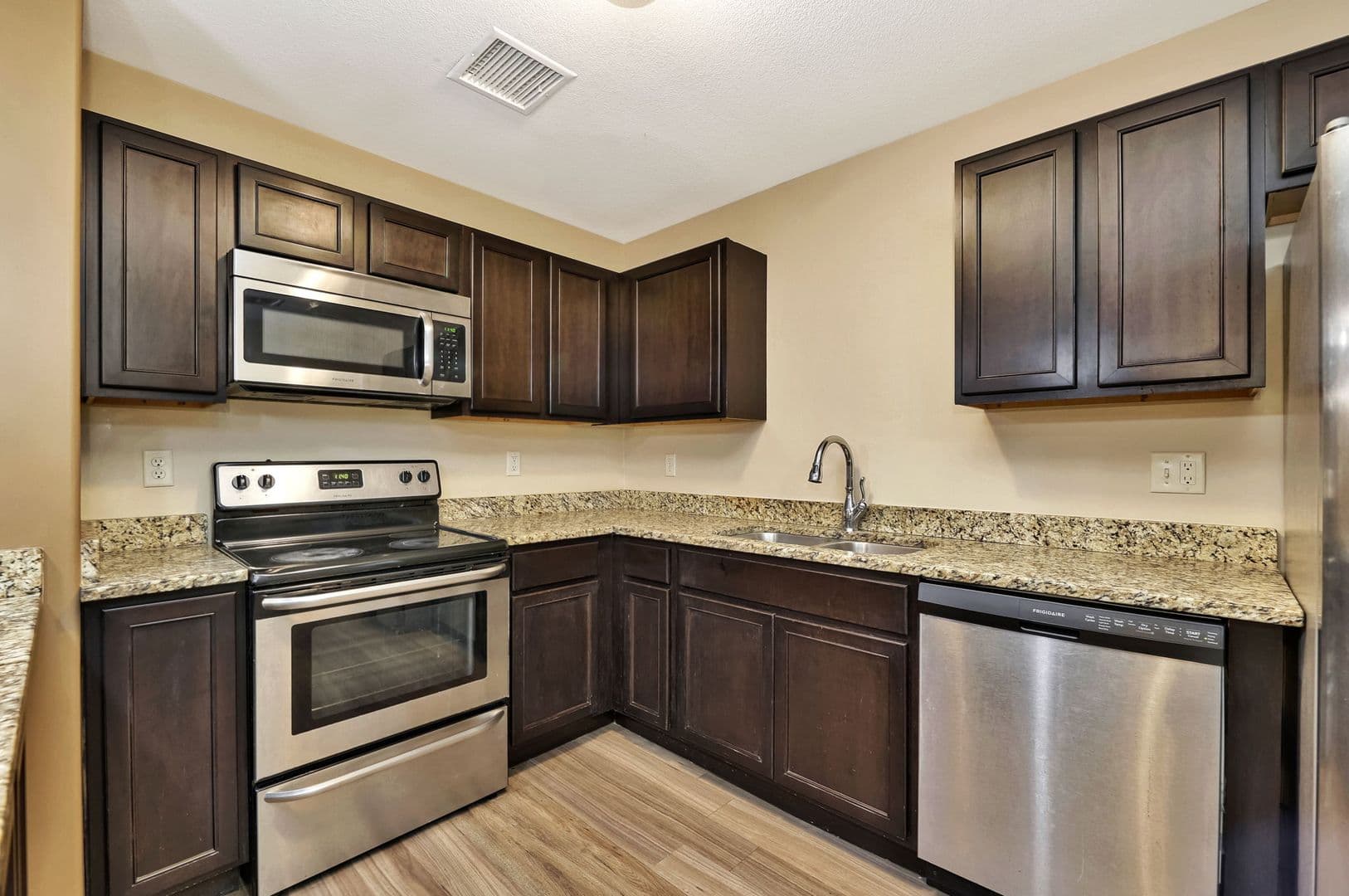 The Flats at Chisholm Creek 8 of 23