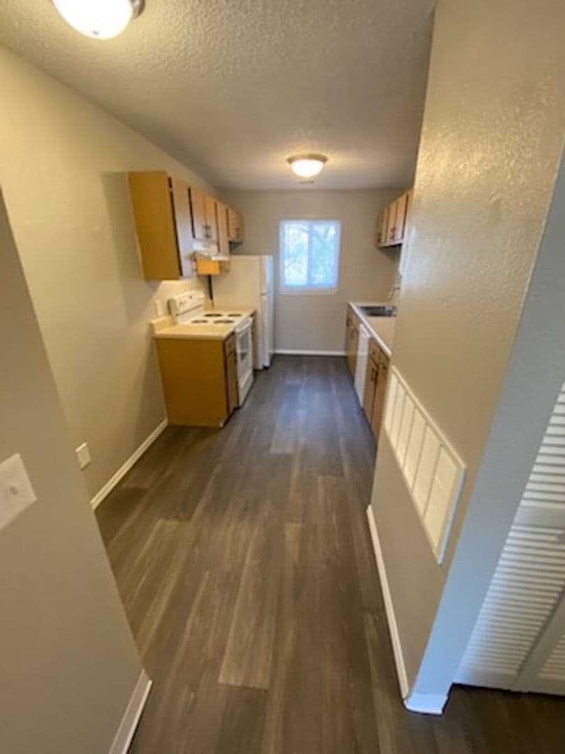River Walk Apartments 21 of 36