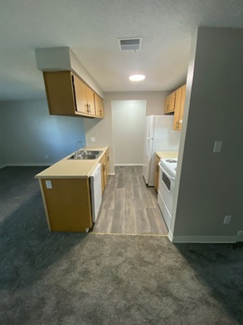 River Walk Apartments 11 of 25