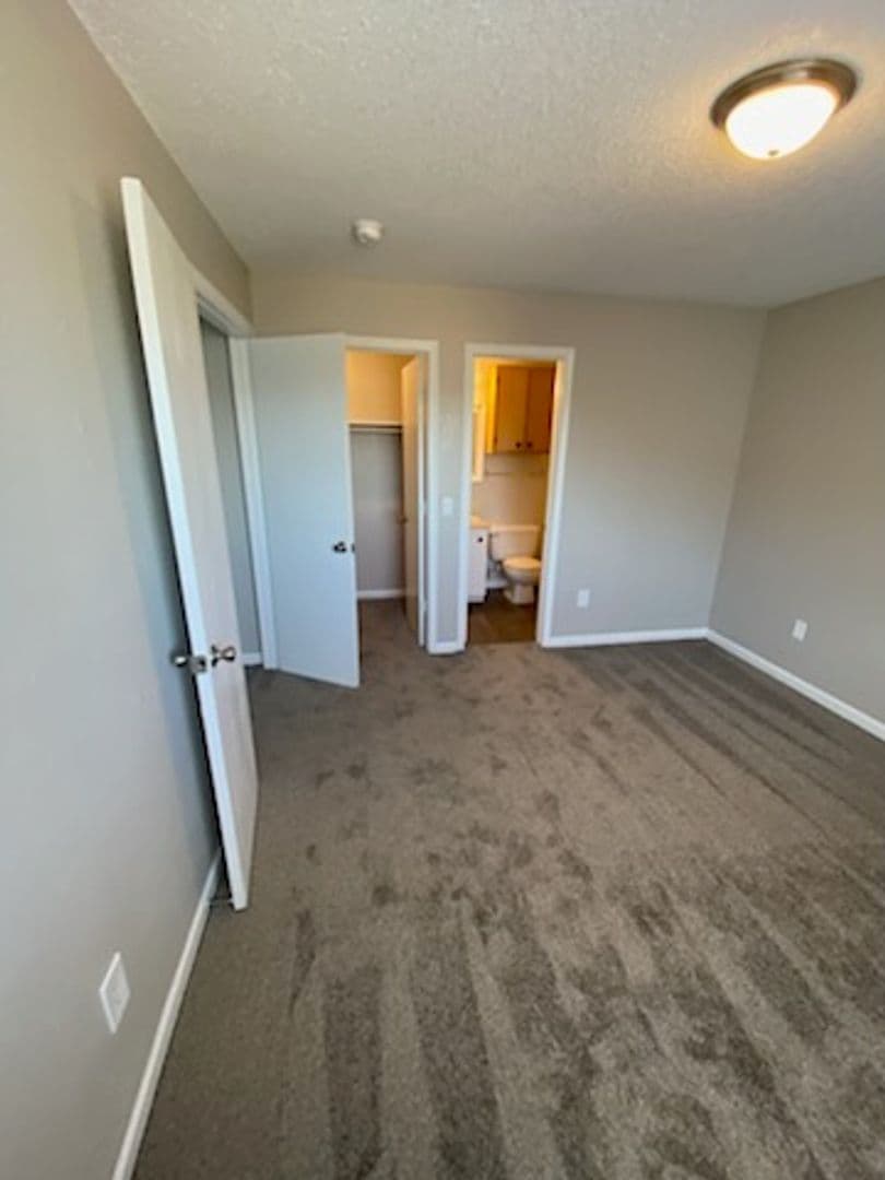 River Walk Apartments 12 of 37