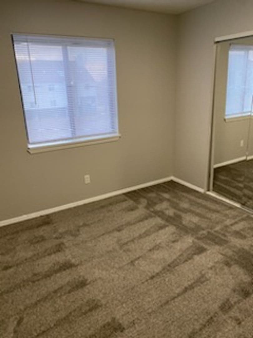 River Walk Apartments 4 of 15