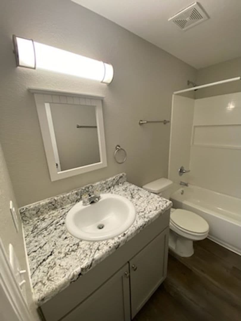 River Walk Apartments 4 of 23