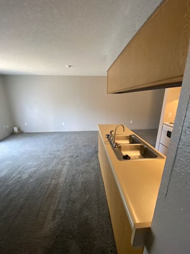 River Walk Apartments 11 of 25
