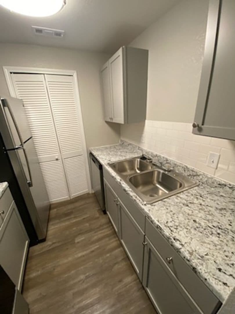 River Walk Apartments 15 of 23