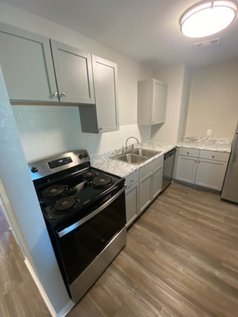 River Walk Apartments 1 of 28