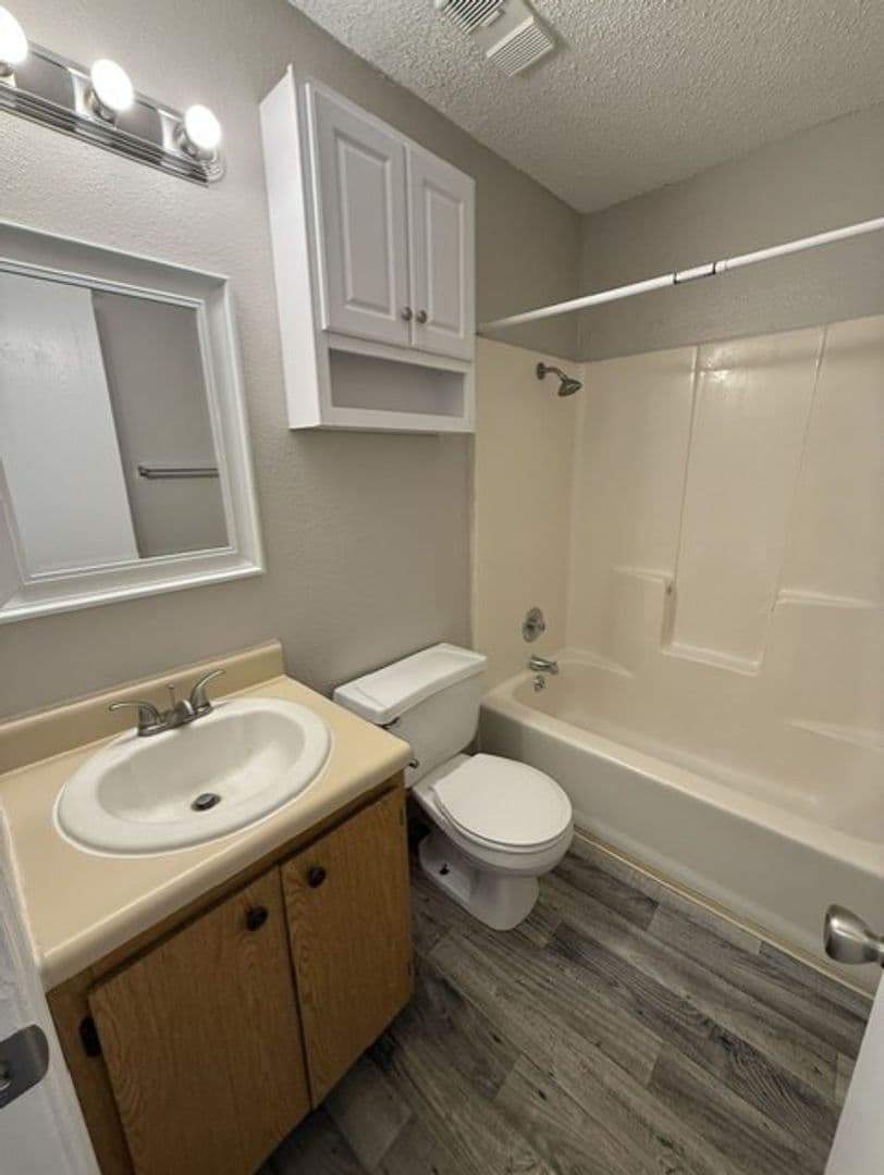 River Walk Apartments 2 of 7