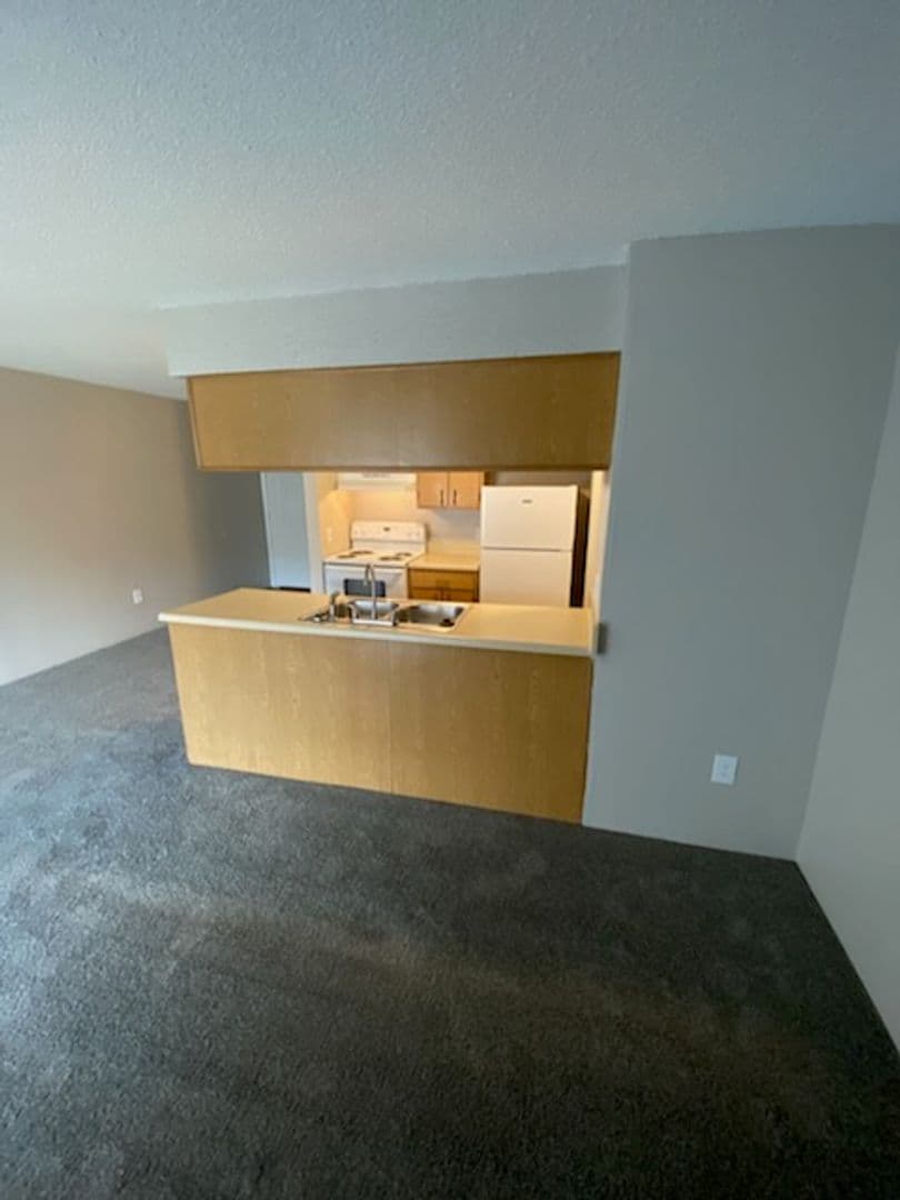 River Walk Apartments 9 of 25