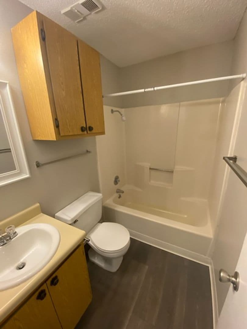 River Walk Apartments 25 of 26