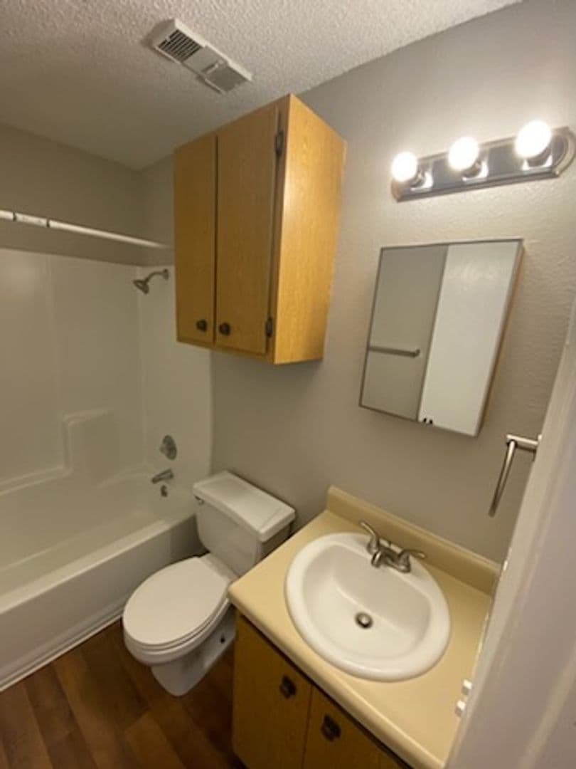 River Walk Apartments 24 of 25