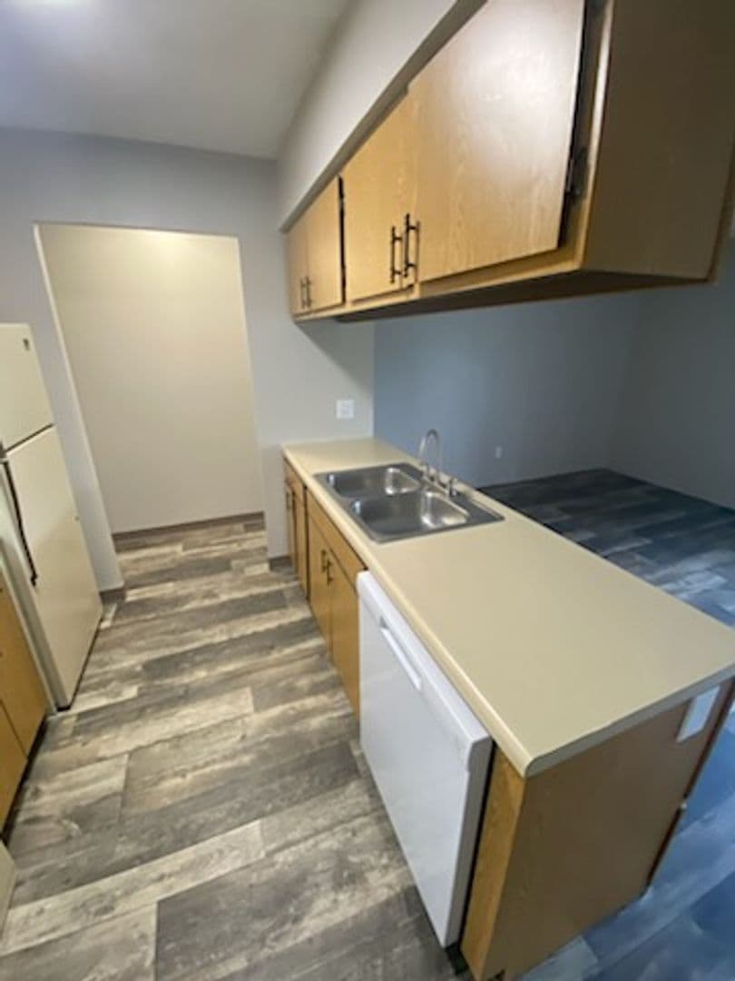 River Walk Apartments 14 of 26