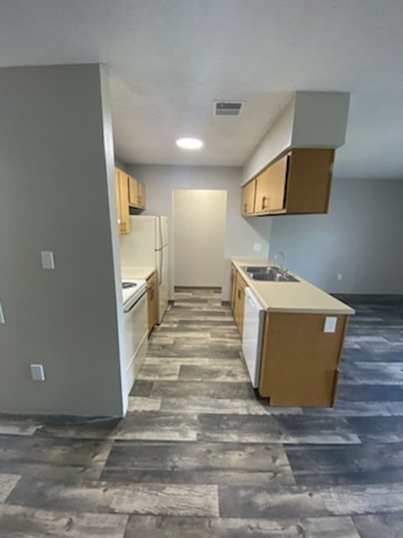 River Walk Apartments 3 of 26