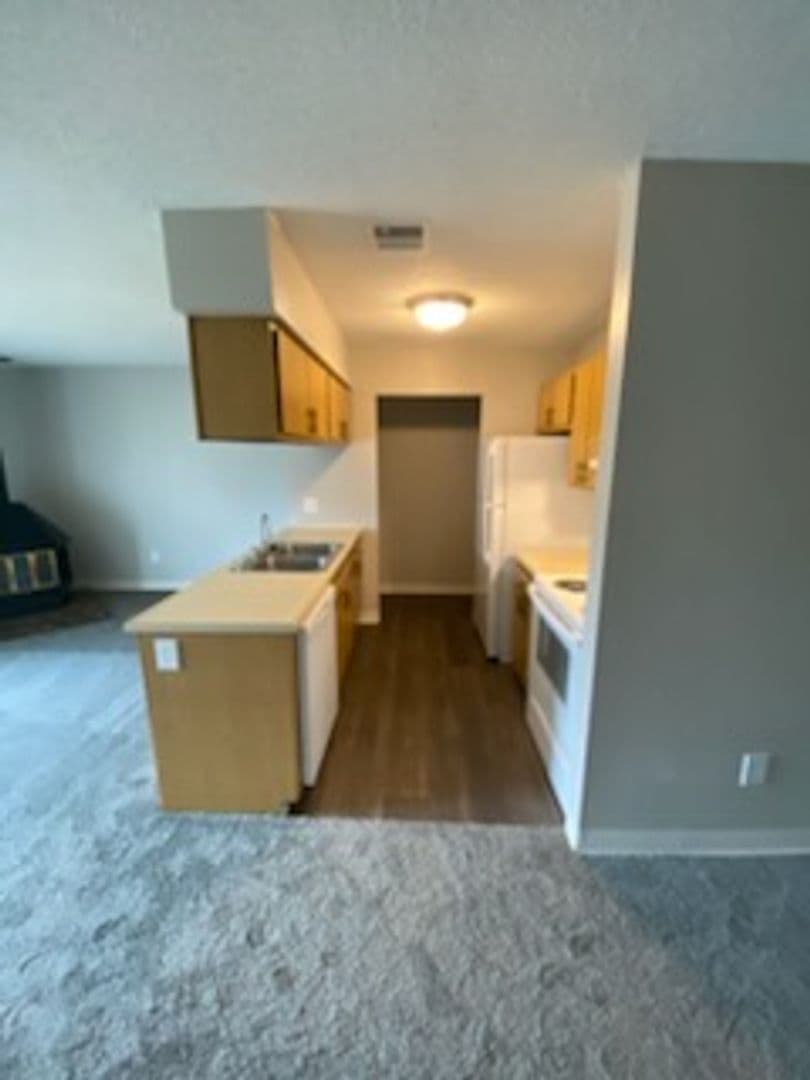 River Walk Apartments 4 of 26