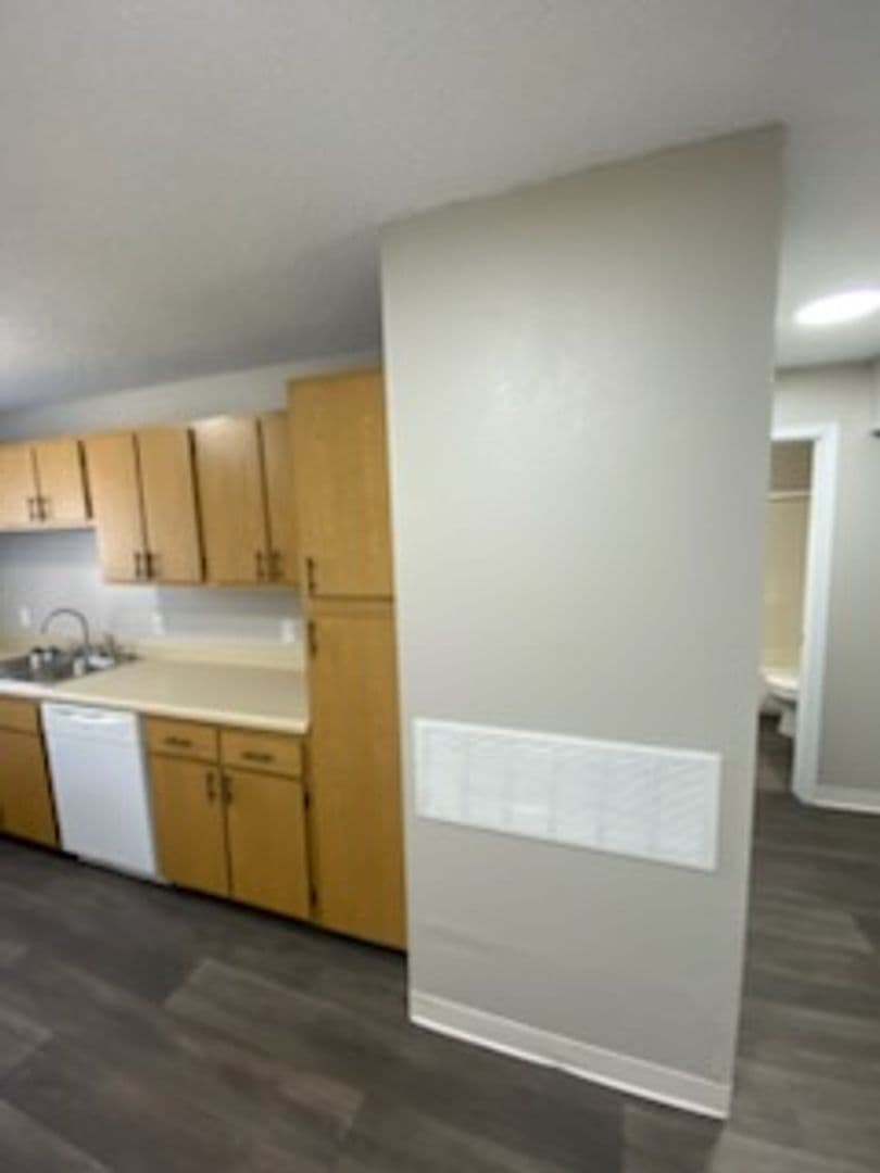 River Walk Apartments 24 of 38