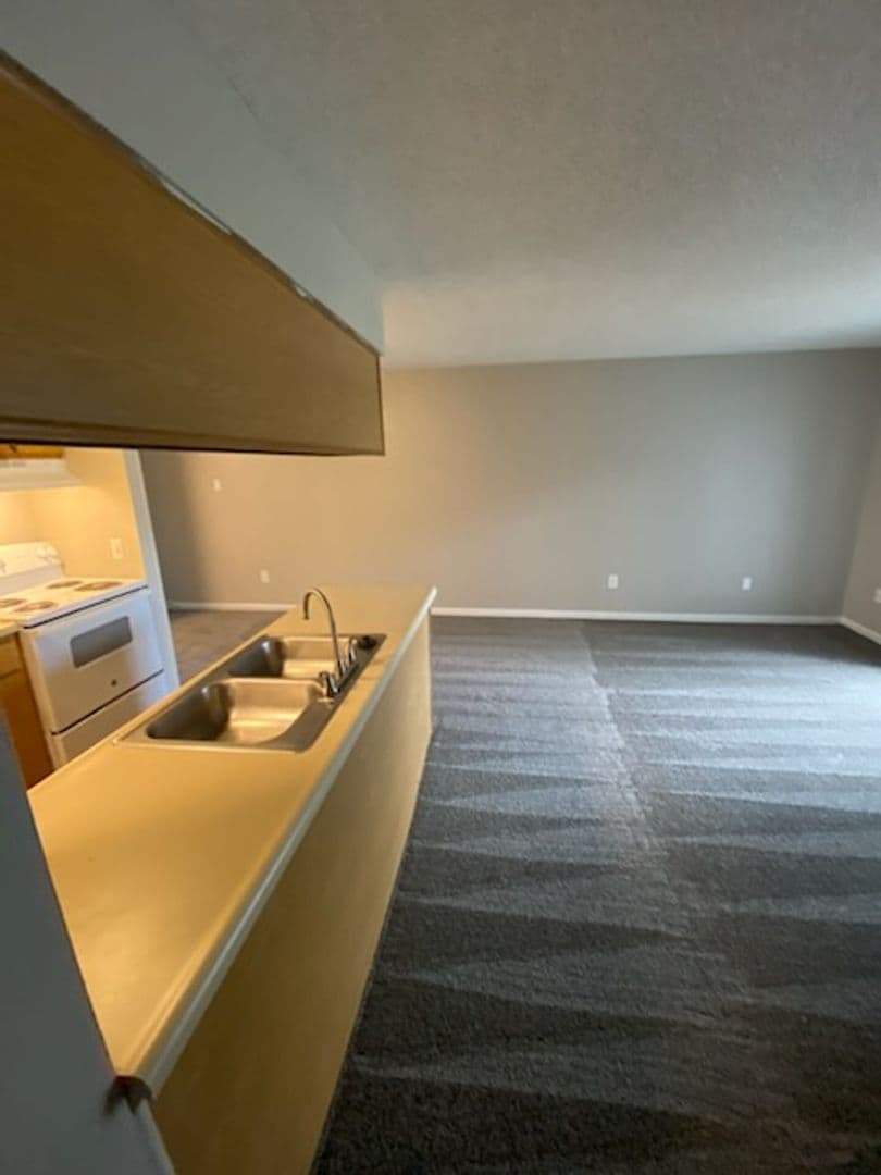 River Walk Apartments 11 of 26