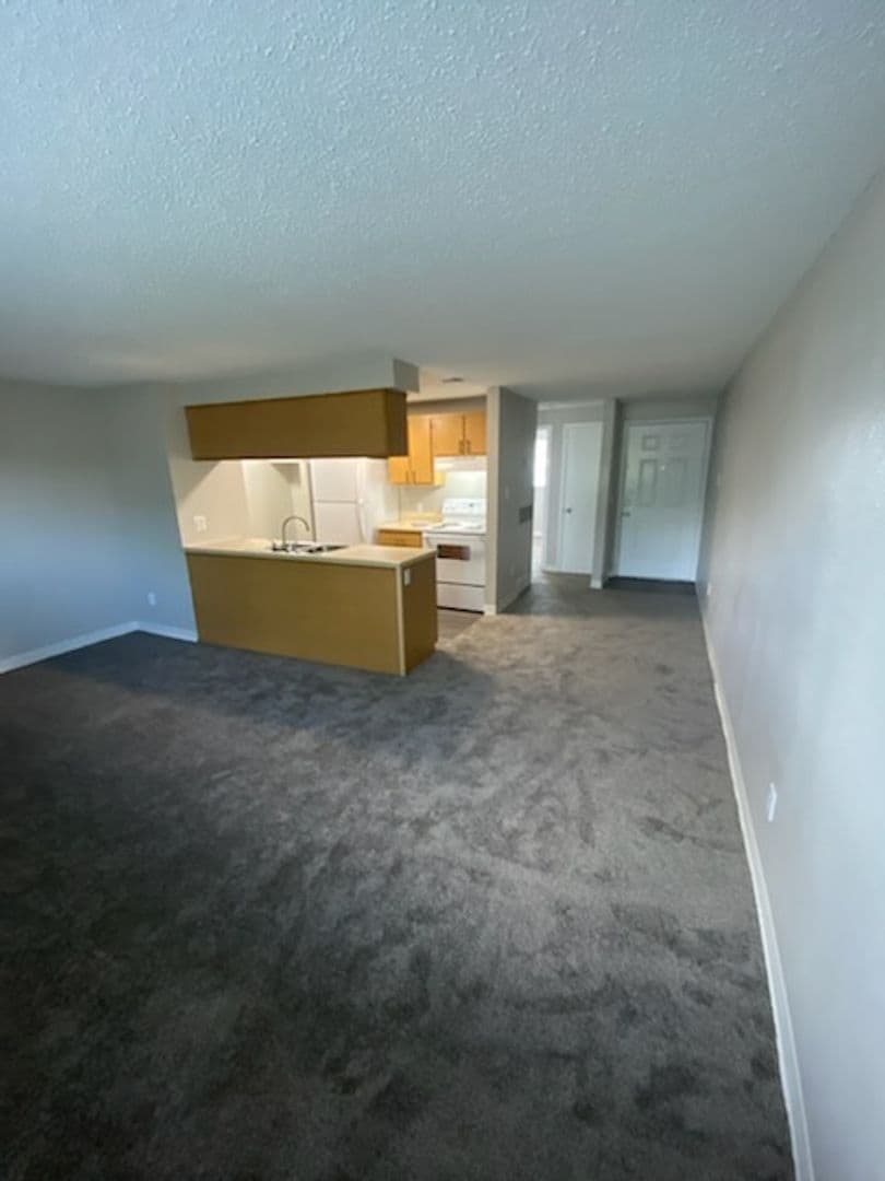 River Walk Apartments 6 of 25