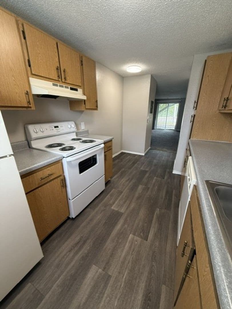 River Walk Apartments 1 of 14