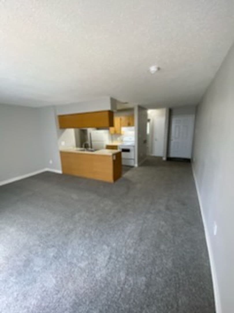 River Walk Apartments 6 of 25