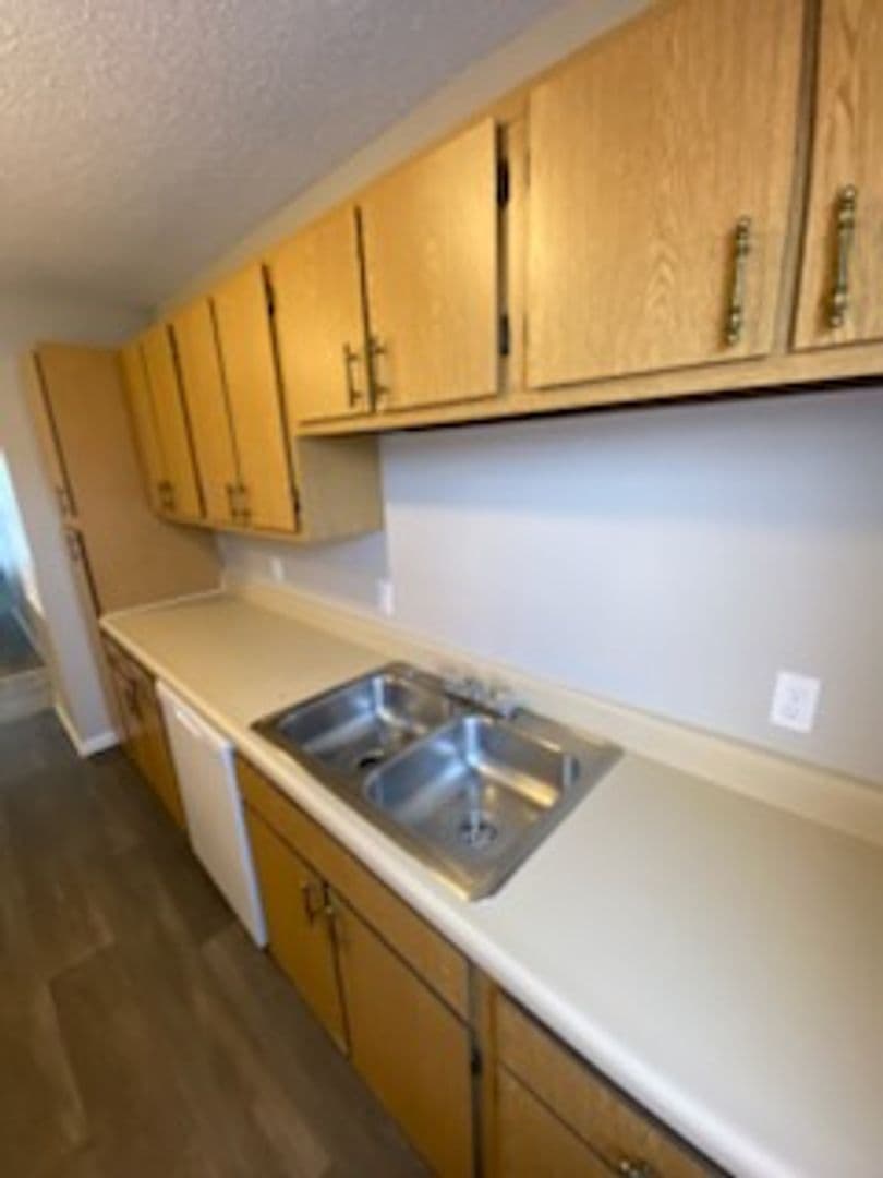 River Walk Apartments 23 of 36