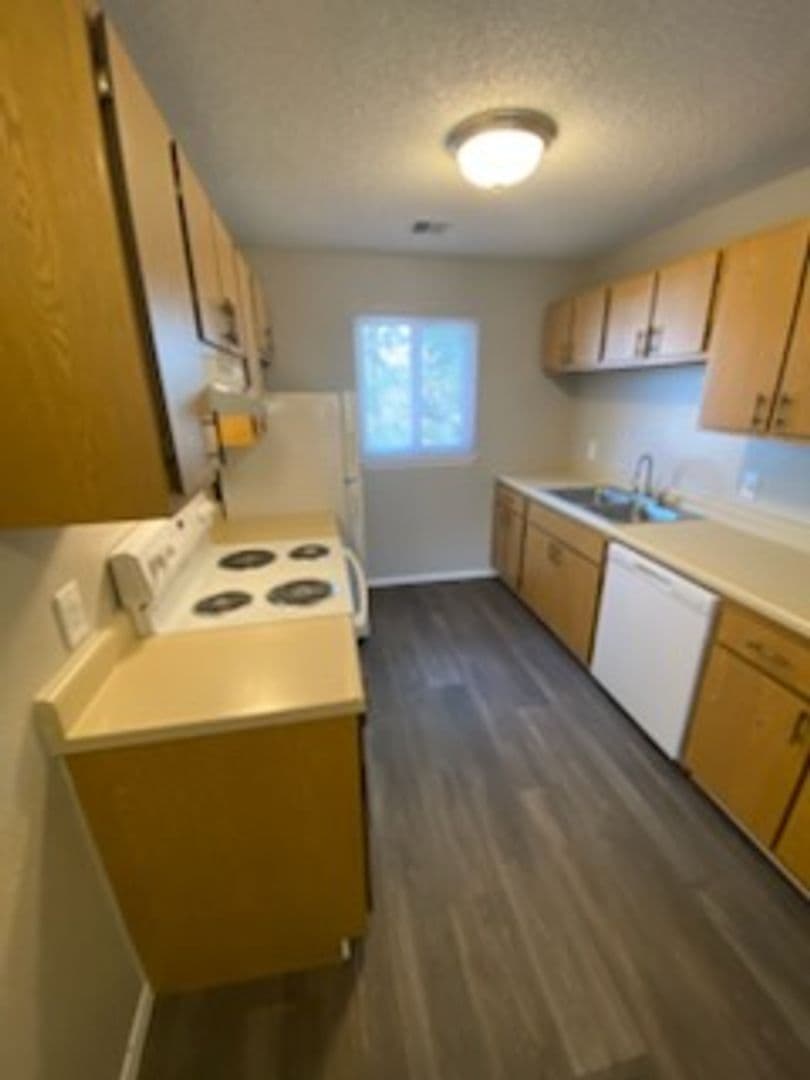 River Walk Apartments 23 of 36