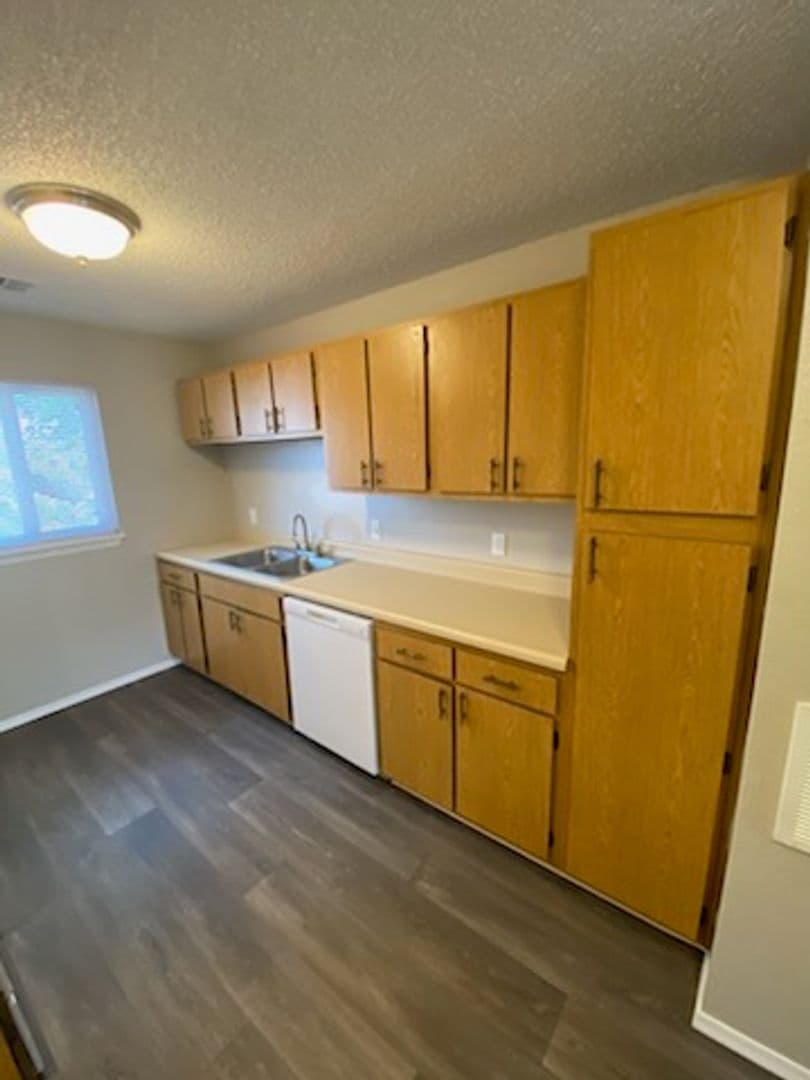 River Walk Apartments 22 of 36