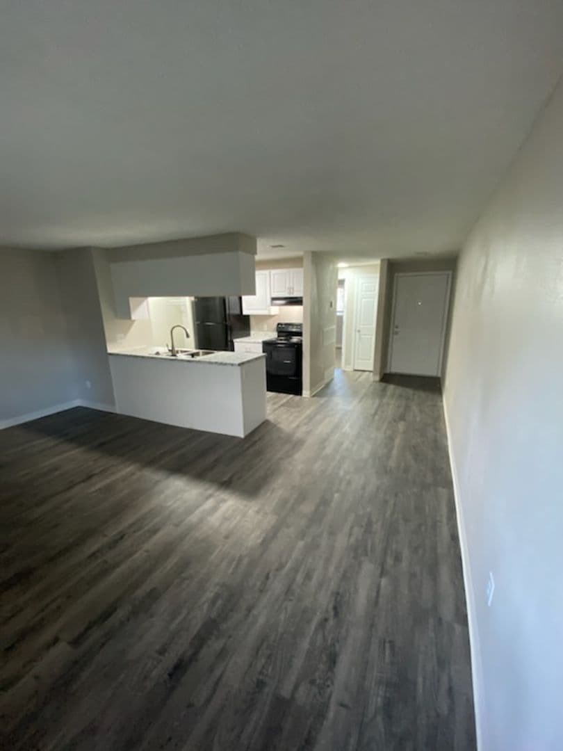 River Walk Apartments 6 of 26