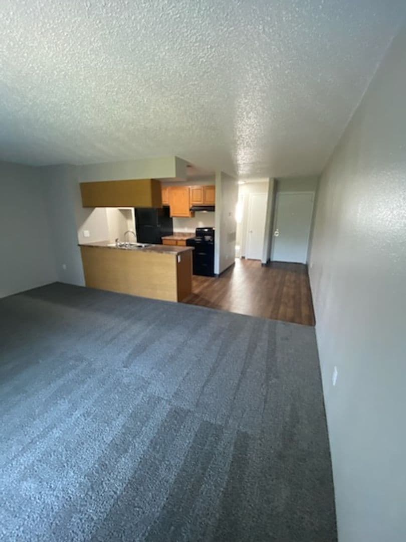 River Walk Apartments 7 of 25
