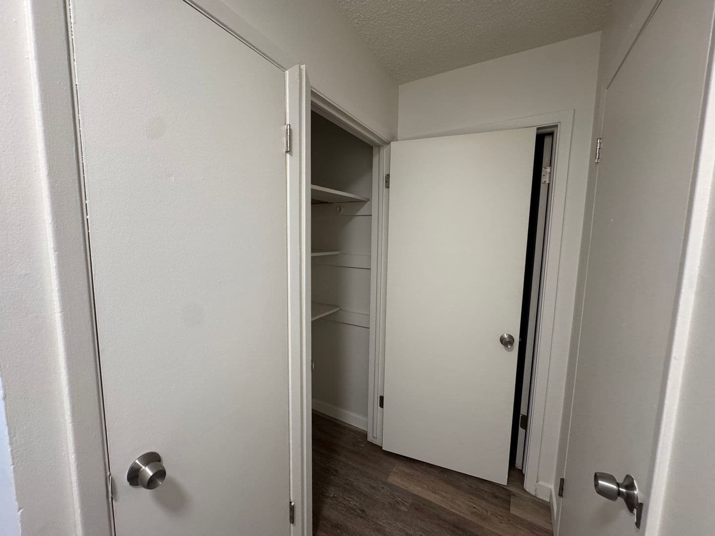 Pine Villa Apartments 10 of 18