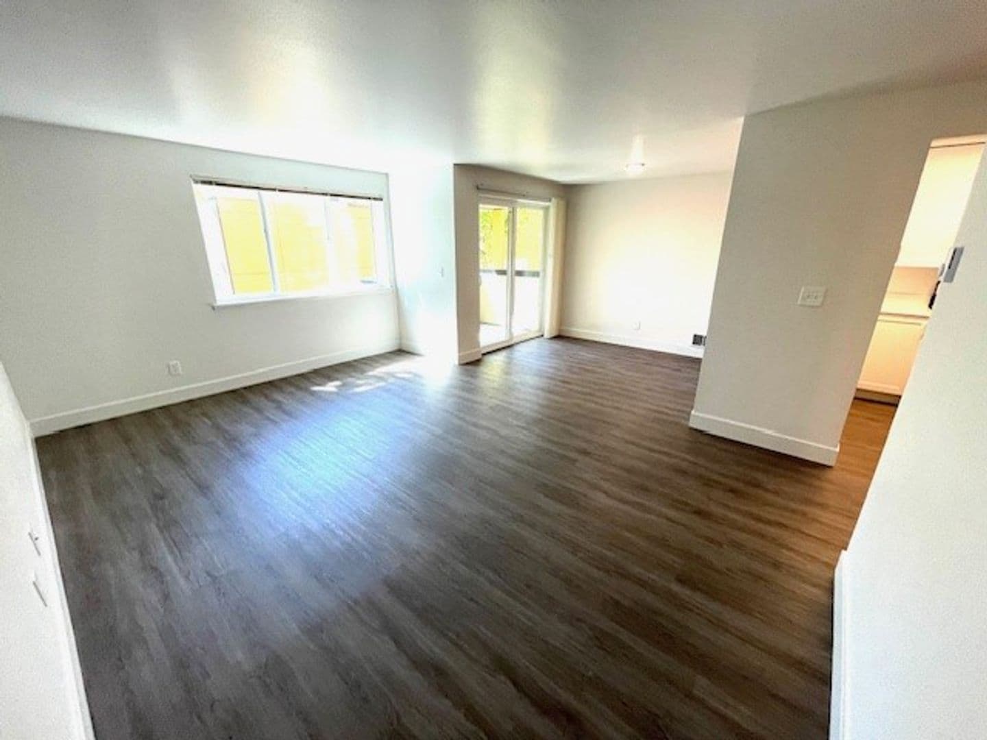 (4K) Kimberly Apartments 3 of 13