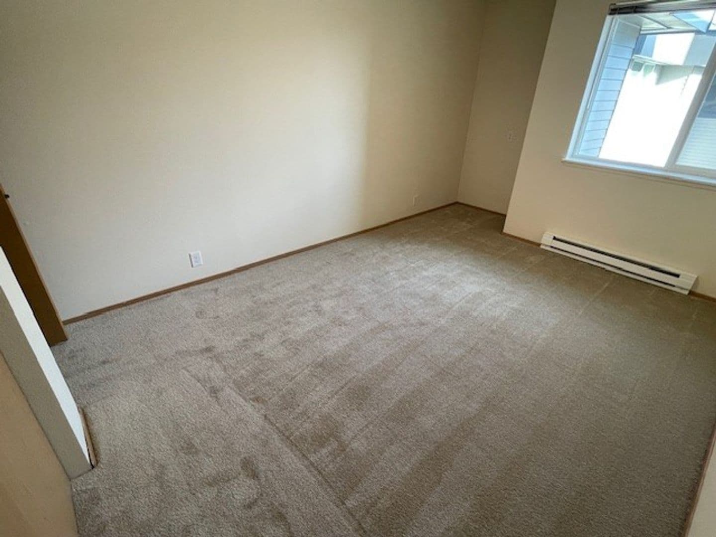 (4K) Kimberly Apartments 6 of 18