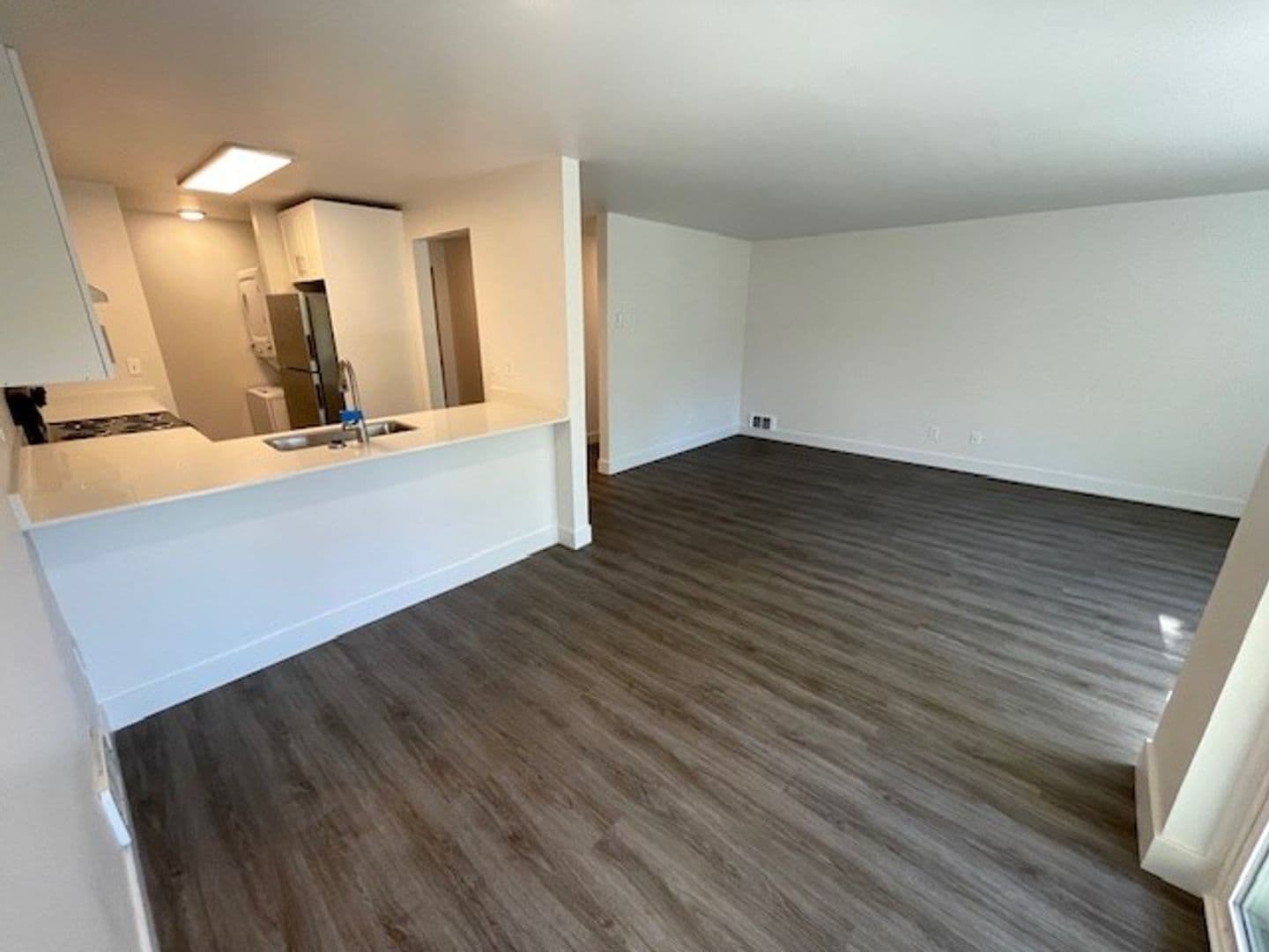 (4K) Kimberly Apartments 4 of 13