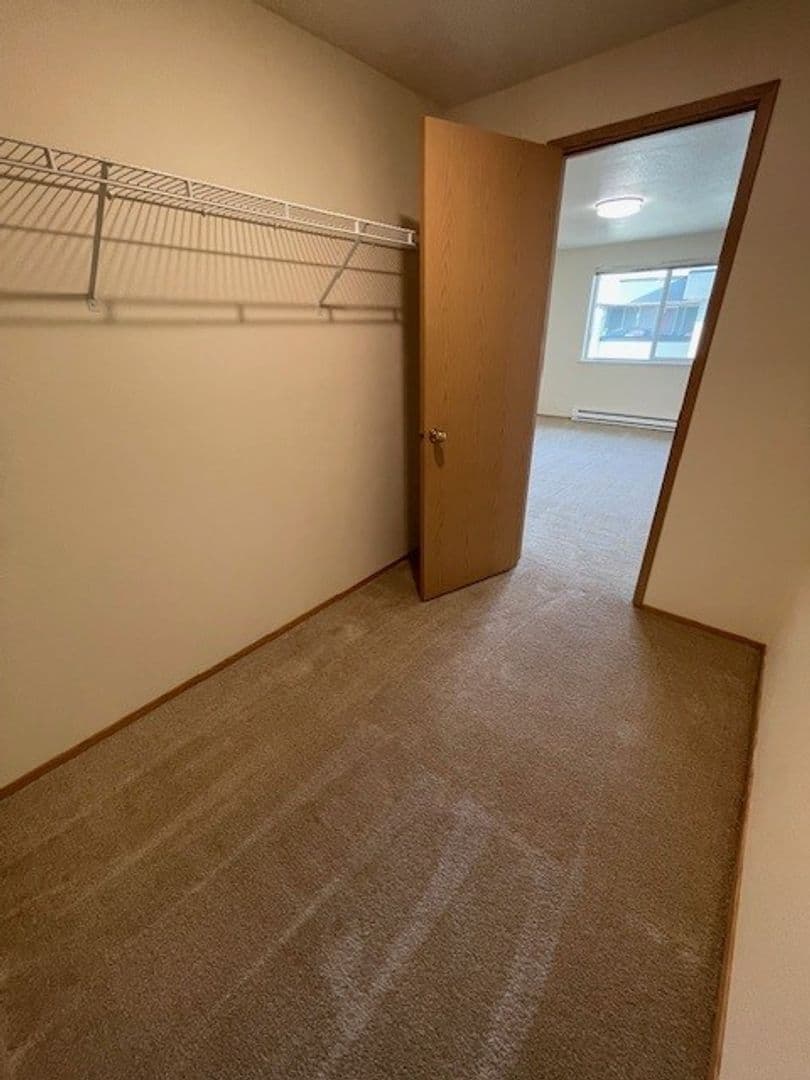 (4K) Kimberly Apartments 17 of 18