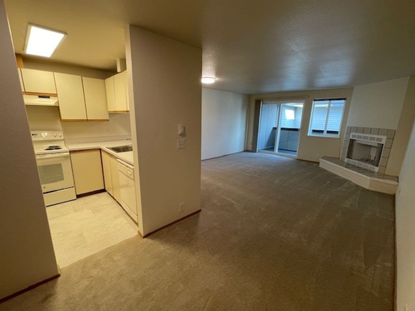 (4K) Kimberly Apartments 3 of 18
