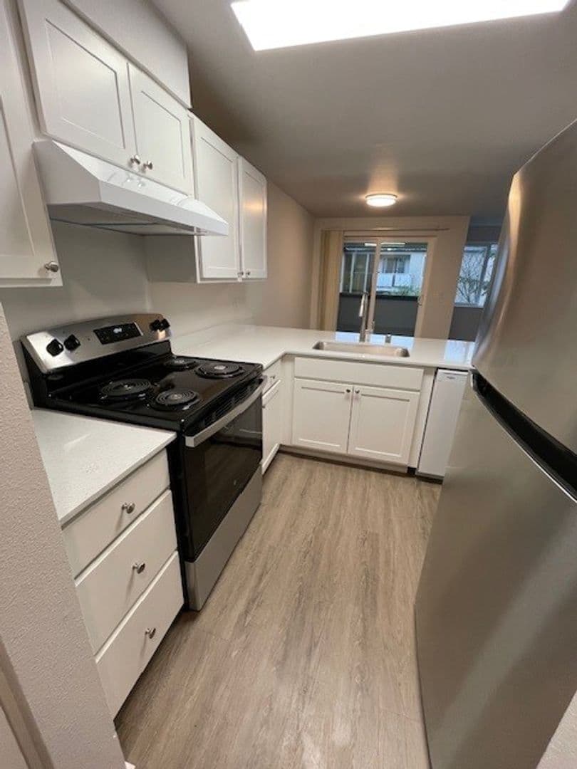 (4K) Kimberly Apartments 3 of 22