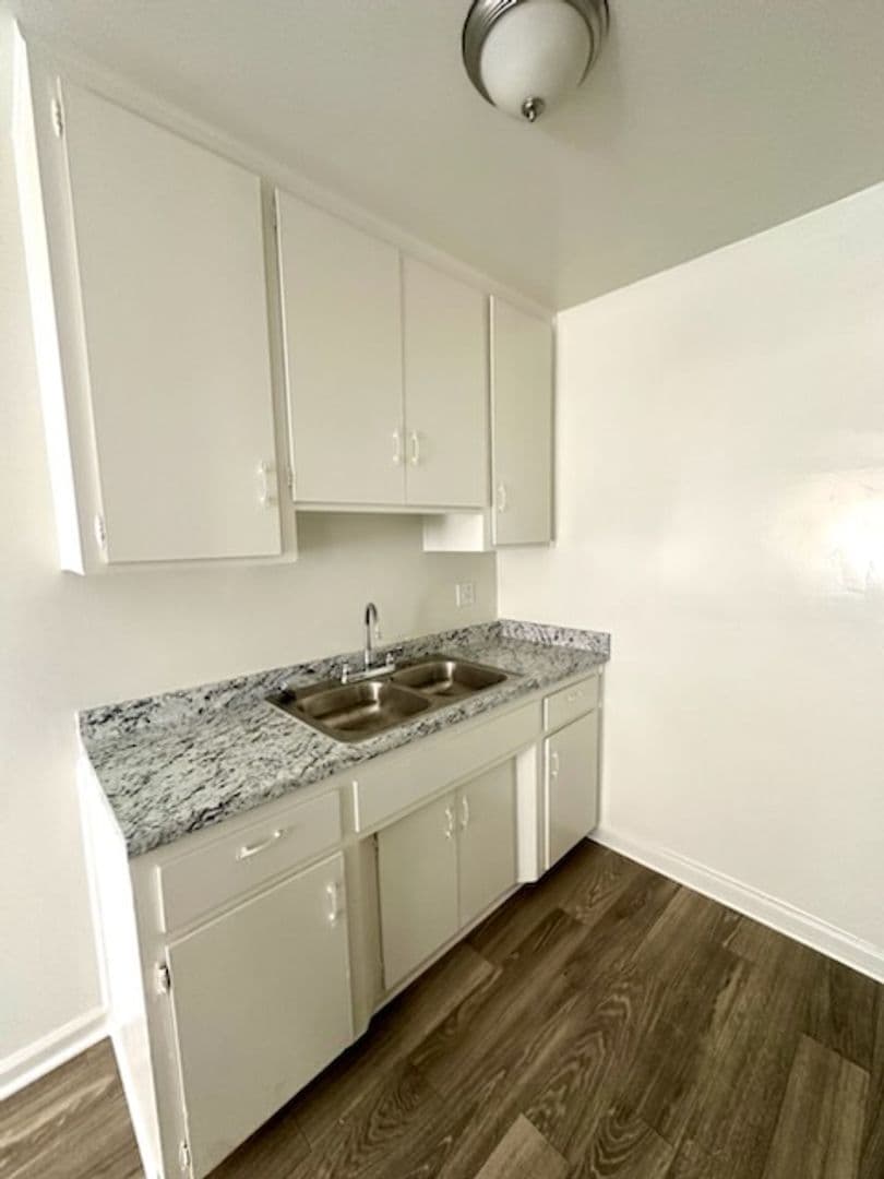 Loma Village Apartments 3 of 18
