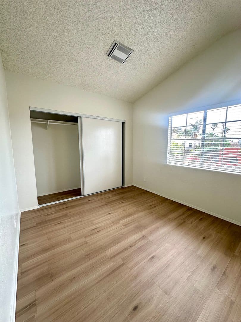 Loma Village Apartments 18 of 26