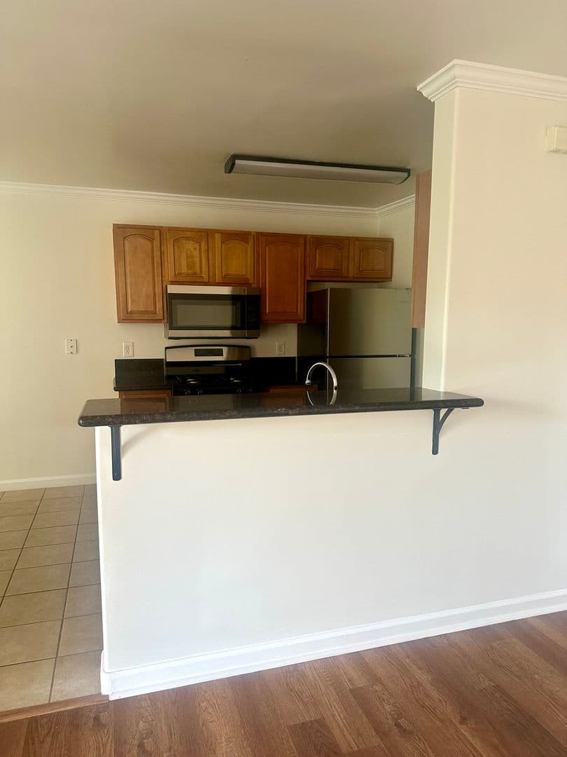 Loma Village Apartments 4 of 31